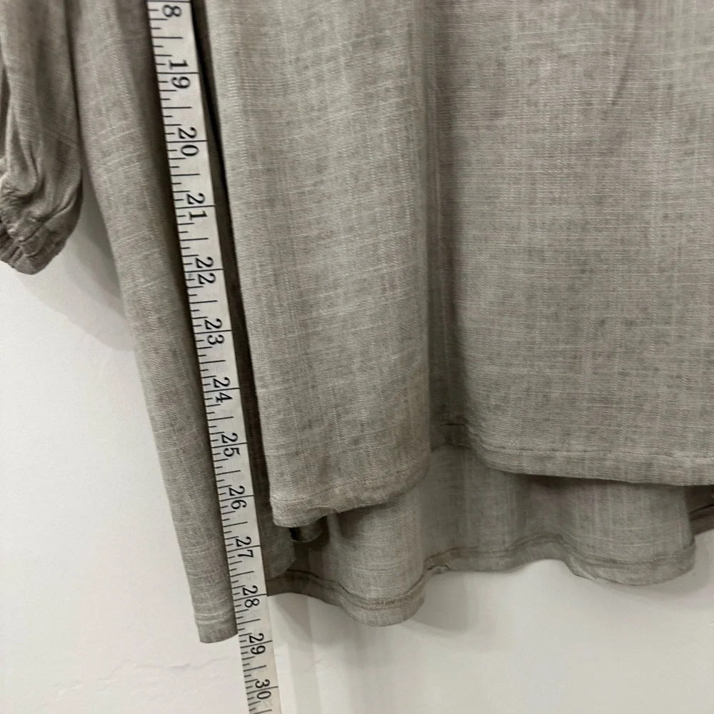 M. Rena Cinched Back Ruched Blouse V-neck size S/M - Picture 7 of 13